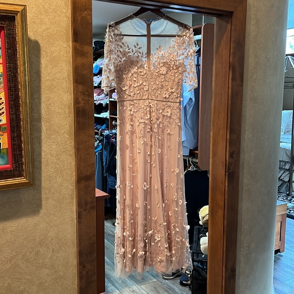 Theia Blush floral appliqué midi dress - Picture 3 of 5